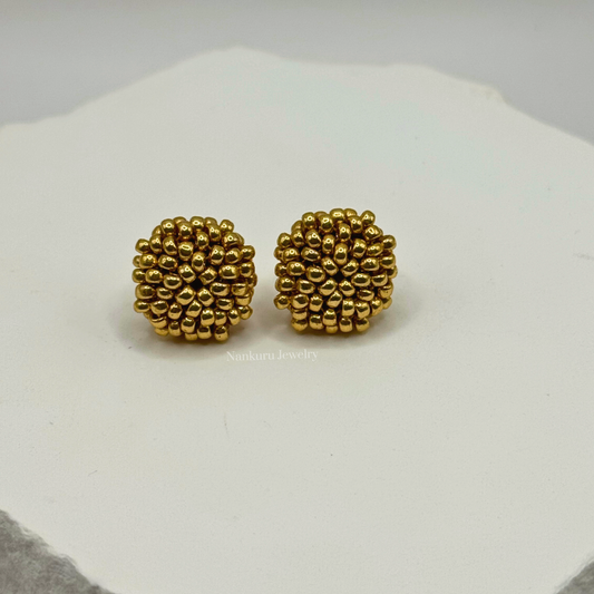 Studs Handwoven