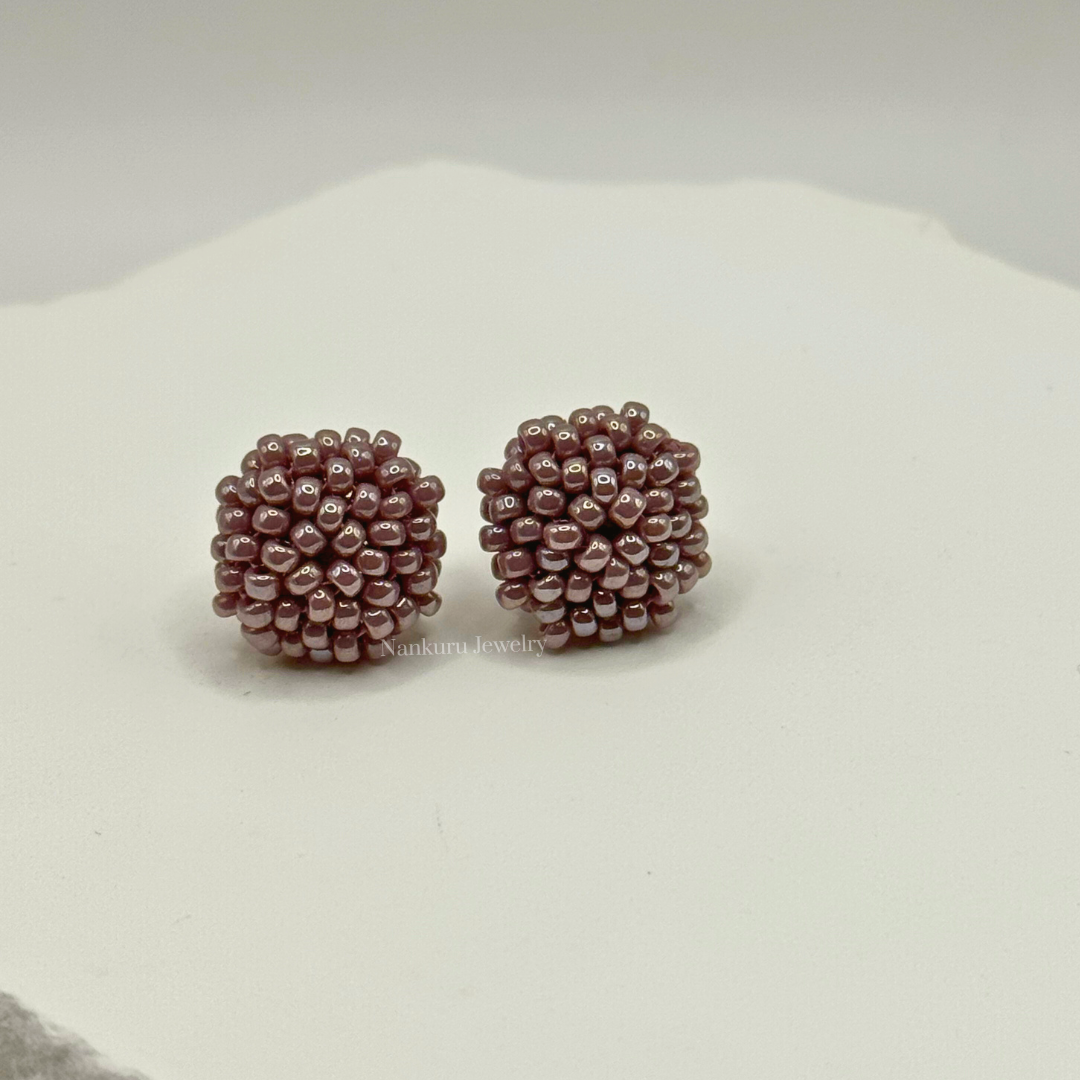 Studs Handwoven